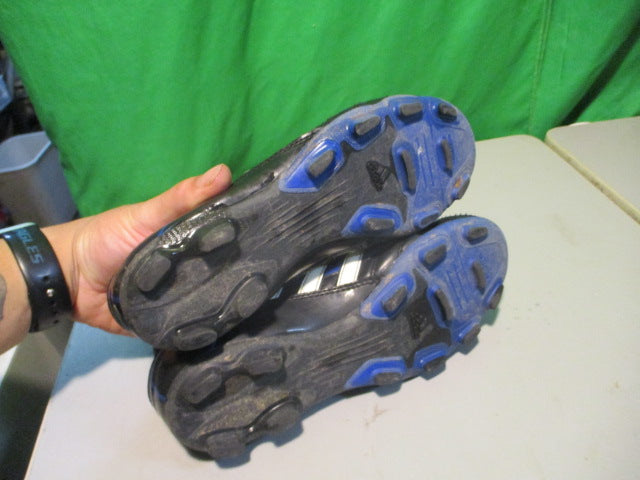 Load image into Gallery viewer, Used Adidas Puntero Size 4 Soccer Cleats
