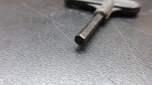 Load image into Gallery viewer, Used Ultra Wheels Skating Tool
