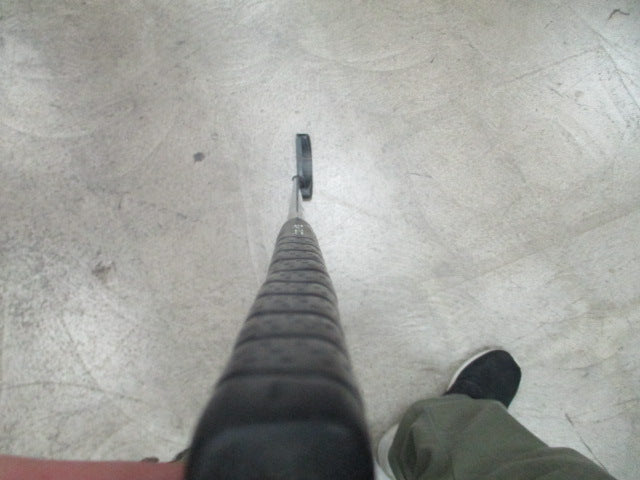 Load image into Gallery viewer, Used 36&quot; Putter - RH
