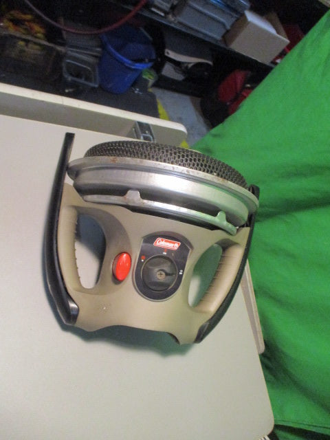 Load image into Gallery viewer, Used Coleman Propane Catalytic Propane Heater
