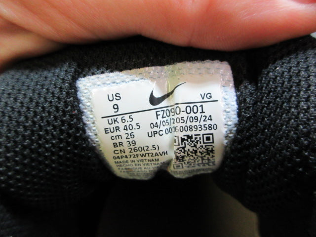 Load image into Gallery viewer, Used Nike Hyperdiamond 4 Keystone Softball Cleats - Size 9
