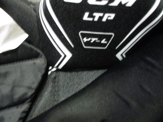 Used CCM Youth Large Hockey Breezers