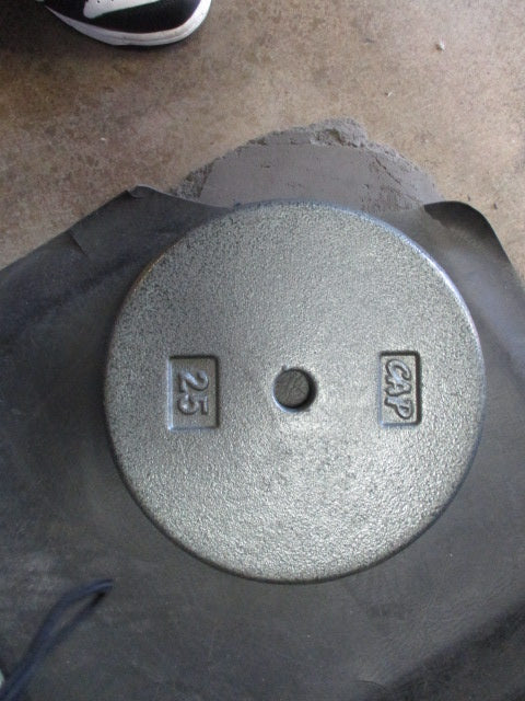 Used Cap 25LB Weight Plate