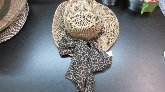 Load image into Gallery viewer, Scala Straw Cheeta Print Sun Hat
