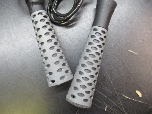 Load image into Gallery viewer, Used Beyond Fit Jumpe Rope - 9FT
