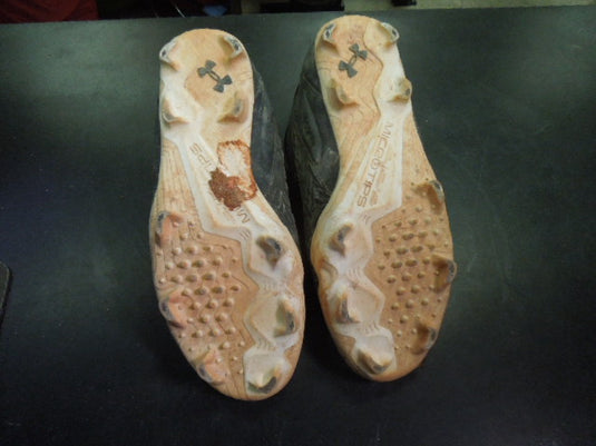 Heavy Use Under Armour BSBL Molded Cleats Size 7