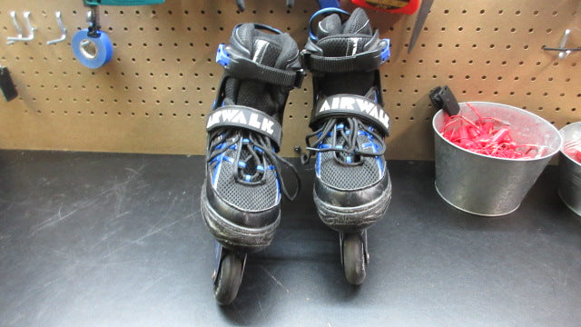 Load image into Gallery viewer, Used AirWalk In-line Skates - Size 5-8
