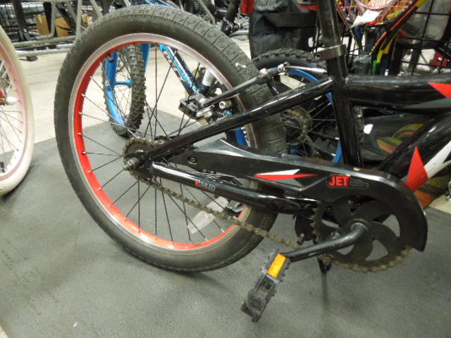 Load image into Gallery viewer, Used Trek Jet Series 20" BMX Bike in Red
