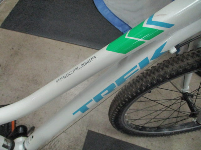 Load image into Gallery viewer, Used Trek Precaliber 24" 7 Speed Mountain Bike
