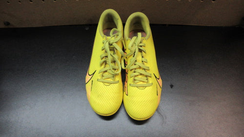 Used Nike Mercurial Soccer Cleats - Size Youth 1