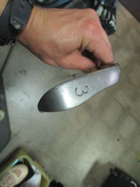 Load image into Gallery viewer, Used Ping Blade i3 Blue Dot 3 Iron RH
