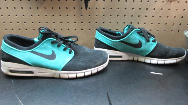 Load image into Gallery viewer, Used Nike SB Stefan Janoski Max Mid Suede - Size 10
