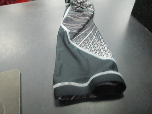 Used Under Armour Adult Compression Sleeve