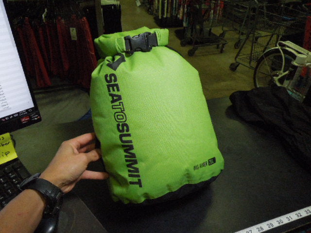 Load image into Gallery viewer, Used Sea to Summit Big River 20L Green Dry Bag
