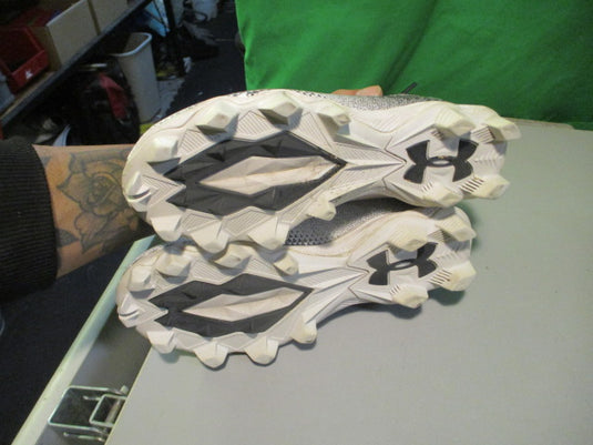 Used Under Armour Spotlight Size Youth 4 Football Cleats