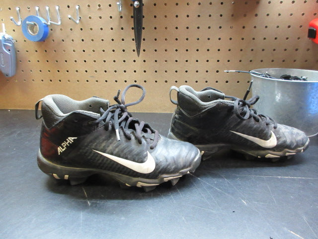 Load image into Gallery viewer, Used Nike Alpha Menace 2 Shark Football Cleats - Size Youth 2
