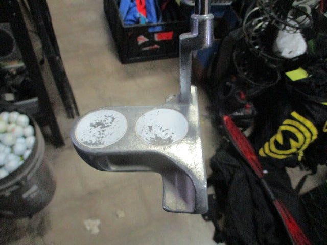 Load image into Gallery viewer, Used Wyle Labratories 2 Ball RH 35" Putter
