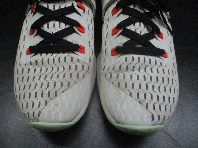 Load image into Gallery viewer, Used Nike LeBron Witness 5 Pure Platinum Light Dew - Size 7.5
