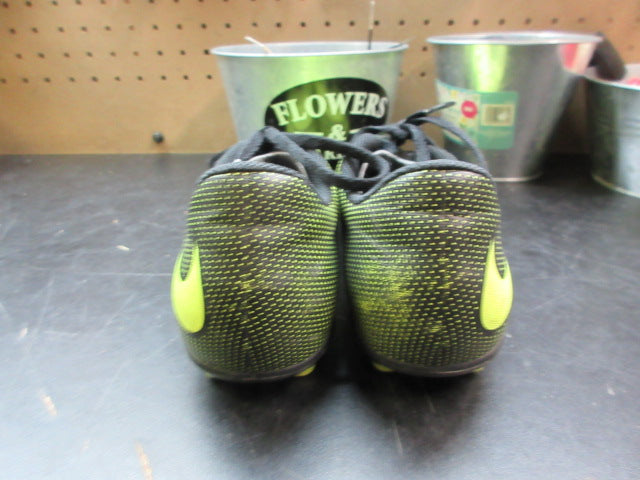 Load image into Gallery viewer, Used Nike Bravata II Soccer Cleats - Size Youth 2.5
