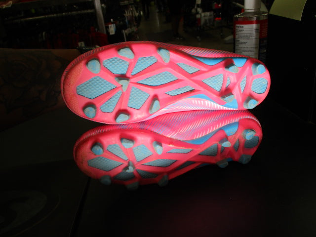 Load image into Gallery viewer, Used Hawkwell Size 12 Boys/Girls Soccer Cleats

