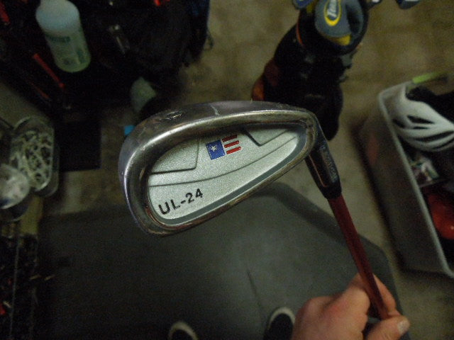 Load image into Gallery viewer, Used US Kids Golf Right Hand 9 Iron
