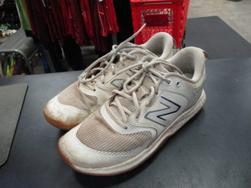 Used New Balance Turf Shoes Size 7