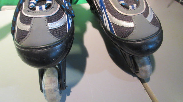 Load image into Gallery viewer, Used Schwinn Chanllege Series Size 5-8 In-Line Skates

