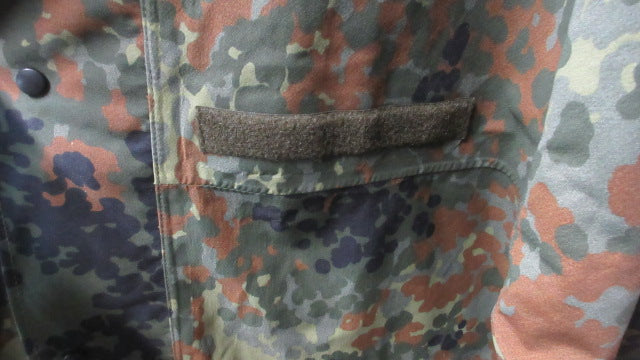 Load image into Gallery viewer, Used German Flecktarn Camo Parka Jacket Adult Size XL Extra Long - peeling liner
