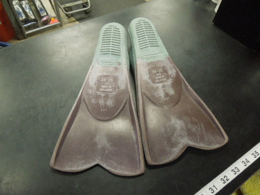 Used TYR Youth Crossblade Slip On Fins Size 1-3