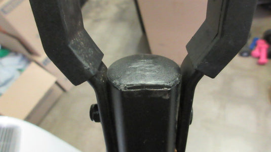 Used Hollywood Racks Bike Adapter - crack