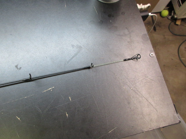 Load image into Gallery viewer, Used Ugly Stik Dock Runner Fishing Pole Combo - 36"
