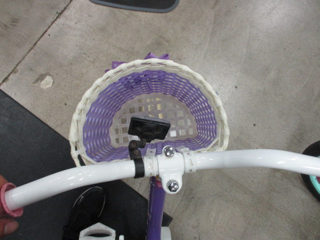 Load image into Gallery viewer, Used joyride Angel 16&quot; Girls Bicycle
