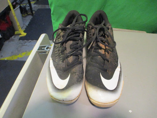 Used Nike Vapor Size 8 Cleats (Has Wear)