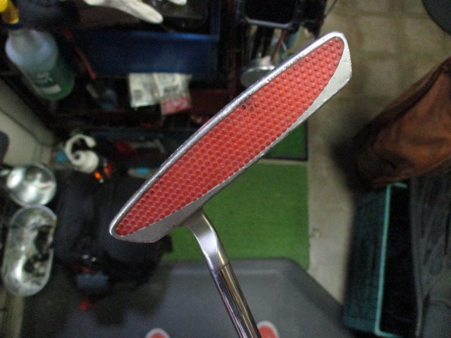 Load image into Gallery viewer, Used TaylorMade B3S Nubbins Right Hand Putter
