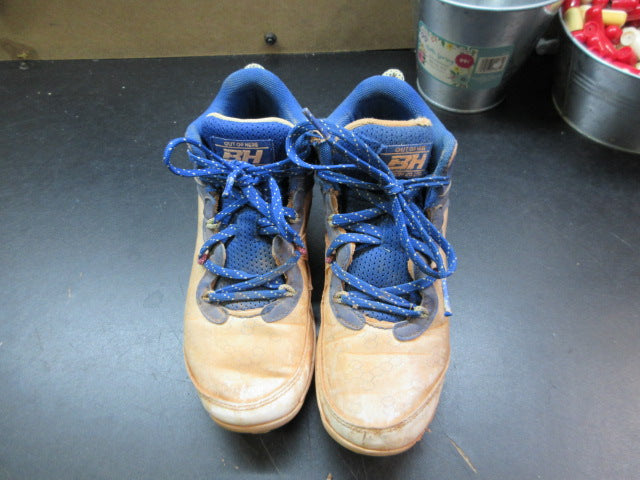 Load image into Gallery viewer, Used Under Armour Harper 8 Mid RM Baseball Cleats - Size Youth 3
