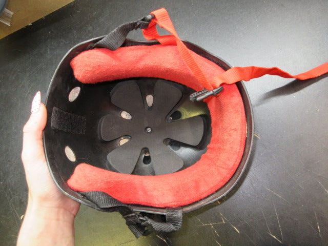 Load image into Gallery viewer, Used Triple Eight Bike Helmet

