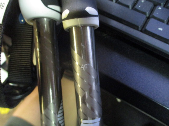 Load image into Gallery viewer, Used Scott Series 3 Ski Poles 46&quot;
