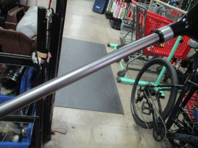 Load image into Gallery viewer, Used Tour Edge Hot Launch Junior Golf Set 7-9, PW, SW,Hybrid,Fairway,Driver-RH
