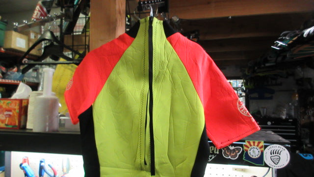 Load image into Gallery viewer, Used Skiwarm Rad Pak Surfer House Shorty Wetsuit
