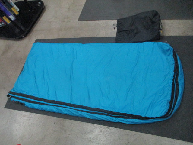 Load image into Gallery viewer, Used The North Face Youth Dolomite 20 Deg Sleeping Bag
