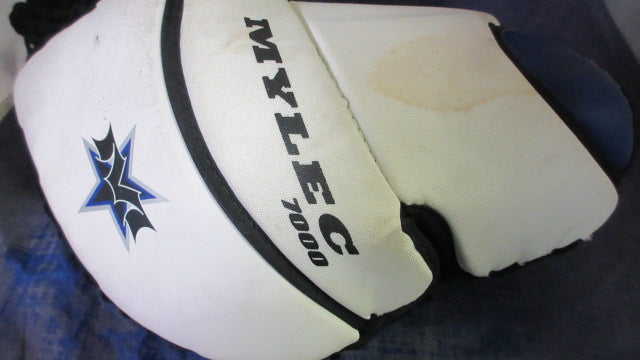 Load image into Gallery viewer, Used Mylec M-560 7000 Street Goalie Catch Glove - Adult - stain
