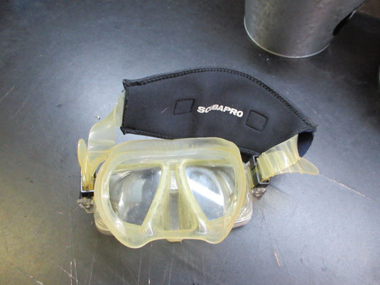 Used US Divers Hawaii 2 Scuba Mask