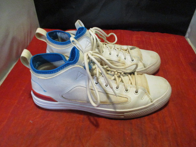 Load image into Gallery viewer, Used Converse All Star Sneaker Adult Size 8.5
