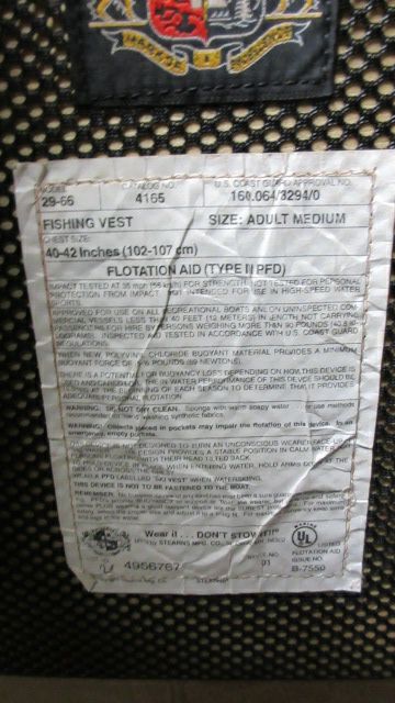 Load image into Gallery viewer, Used Bass Pro Shop Stearns Life Jacket Adult Size Medium

