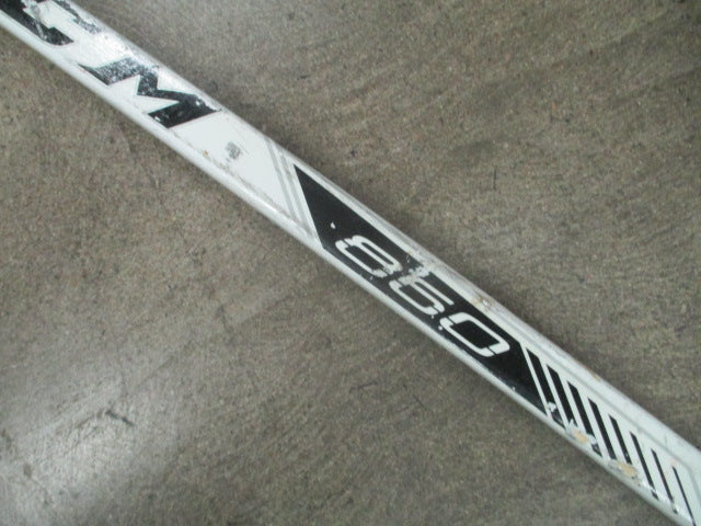 Load image into Gallery viewer, Used CCM 860 59" Left Hand Goalie Stick
