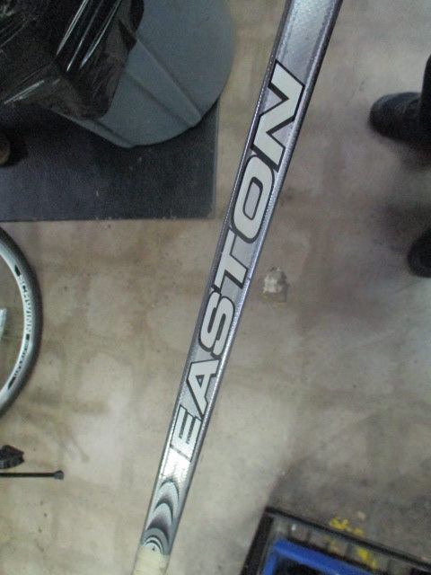 Load image into Gallery viewer, Used Easton Heatly 100 Synergy SL Hockey Stick 51" Long
