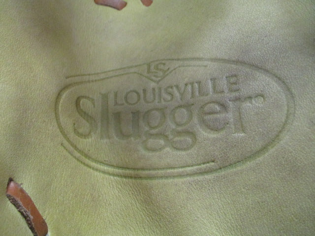 Load image into Gallery viewer, Used Louisville Sluger 125 Series RHT Catchers Glove  (Need lace In Pocket)
