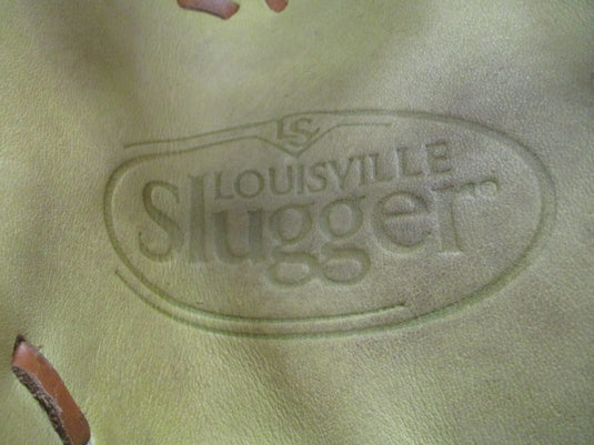 Used Louisville Sluger 125 Series RHT Catchers Glove  (Need lace In Pocket)