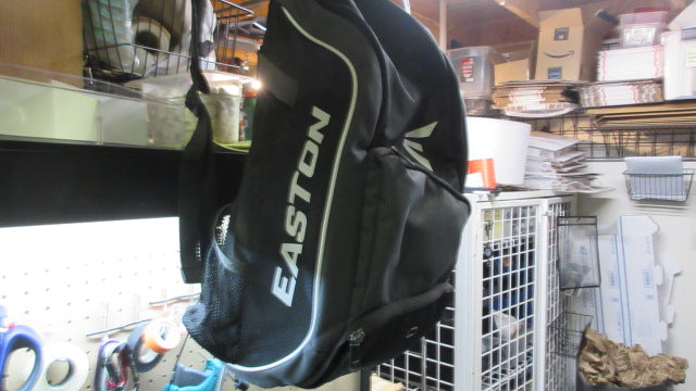 Load image into Gallery viewer, Used Easton Baseball Equipment Bag
