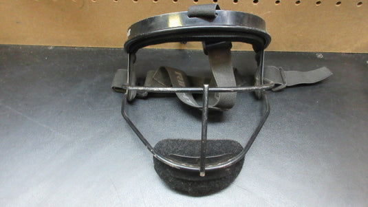 Used Rip-It Fielder's Mask - Size Youth